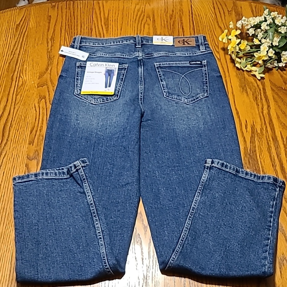 NWT Calvin Klein Straight Leg Jeans - Ladies 8 - Picture 9 of 12